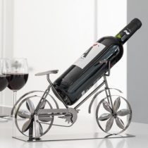 Kovový stojan na víno bicykel